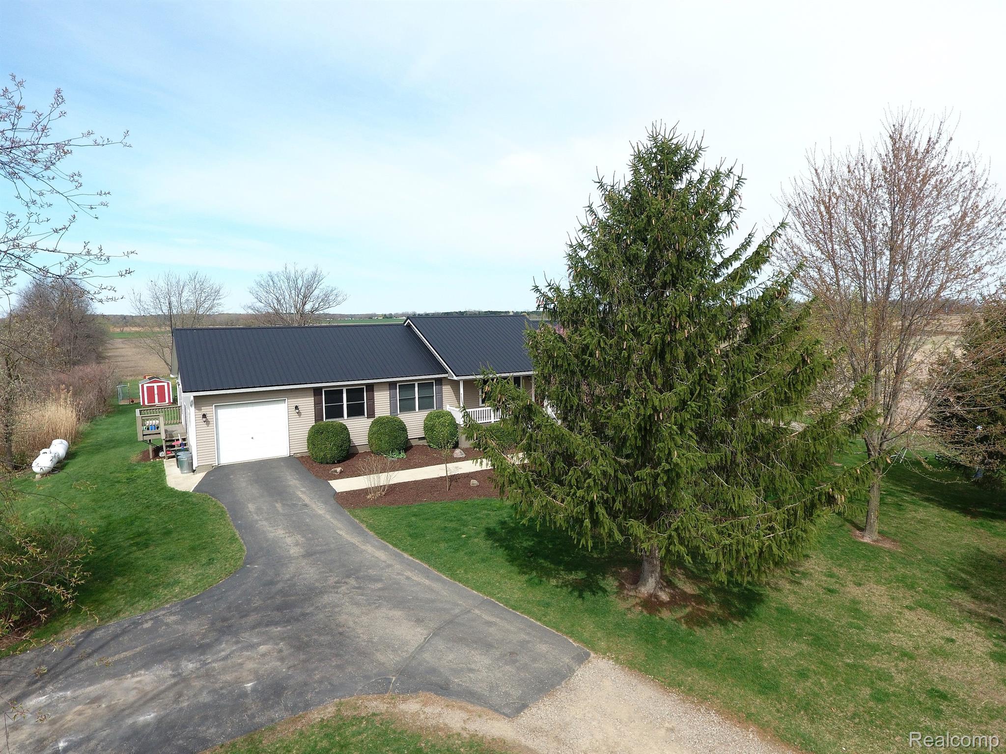 855 Brown City Road Imlay City, MI 48444 - Photo 33 of 36 Gallery Image 33