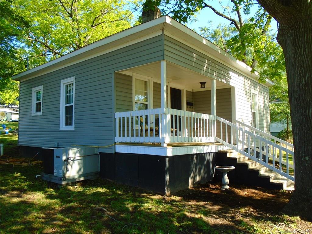 310 Walnut Street Clover, SC 29710 - Photo 1 of 11 Gallery Image 1