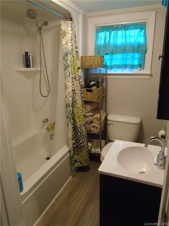 310 Walnut Street Clover, SC 29710 - Photo 8 of 11 Gallery Image 8