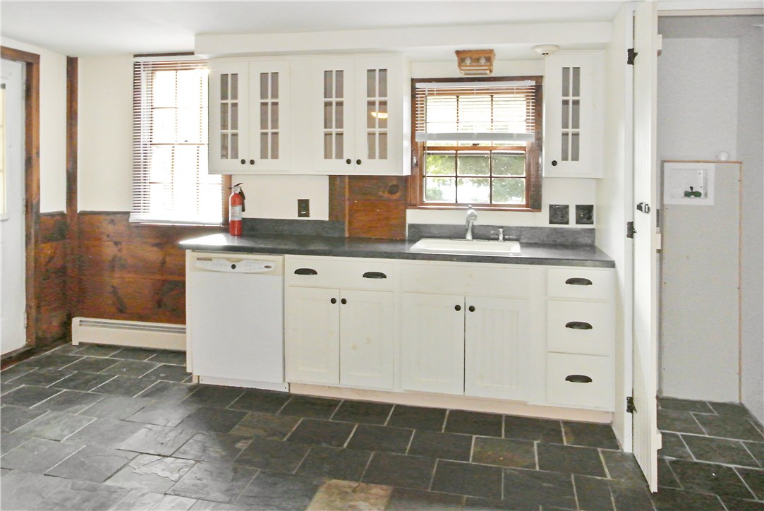 360 Steere Farm Road, Unit 1 Burrillville, RI 02830 - Photo 10 of 16