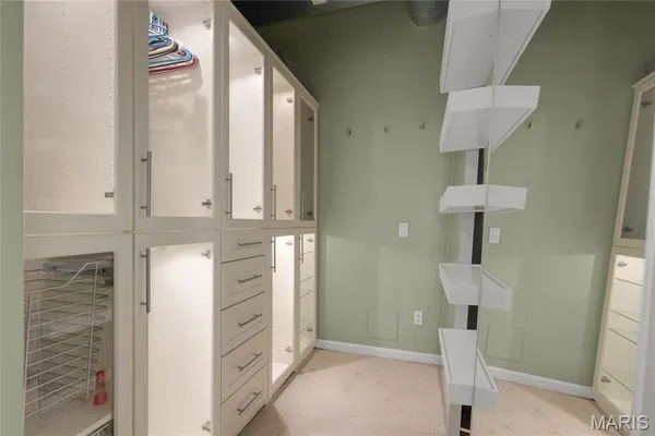 $207,500 | 1511 Locust Street, Unit 805, St. Louis, MO 63103