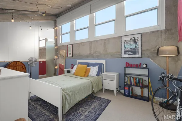 $207,500 | 1511 Locust Street, Unit 805, St. Louis, MO 63103