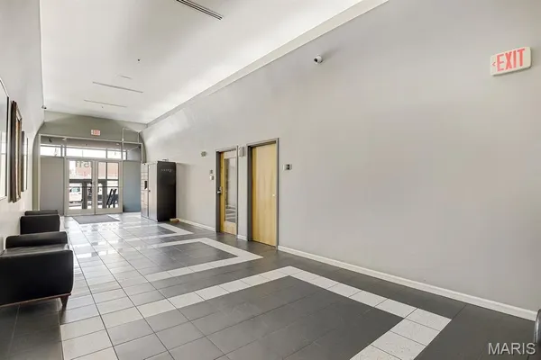 $207,500 | 1511 Locust Street, Unit 805, St. Louis, MO 63103