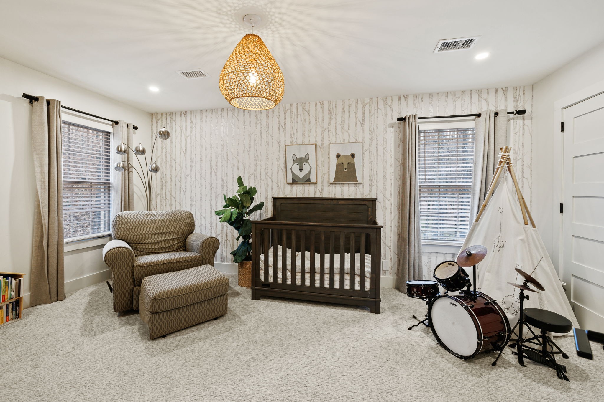 3945 New Highway 96 West Franklin, TN 37064 - Photo 35 of 69 a bedroom with furniture and a window