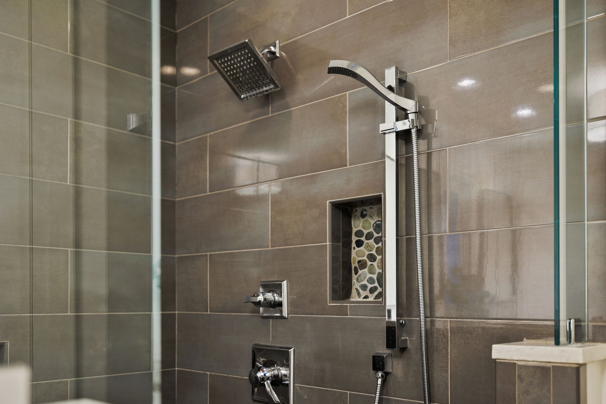 3945 New Highway 96 West Franklin, TN 37064 - Photo 49 of 69 a bathroom with a shower and a mirror