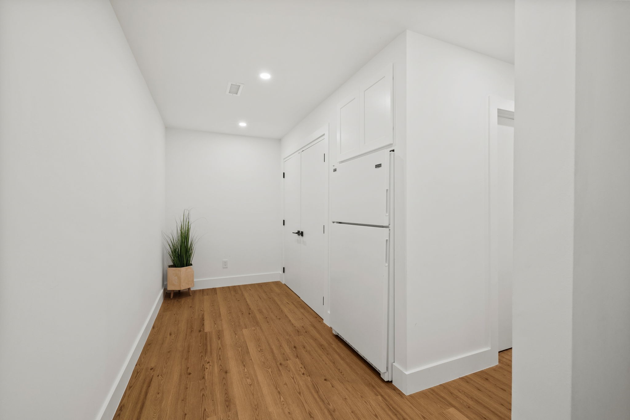 3945 New Highway 96 West Franklin, TN 37064 - Photo 53 of 69 a view of a hallway with wooden floor