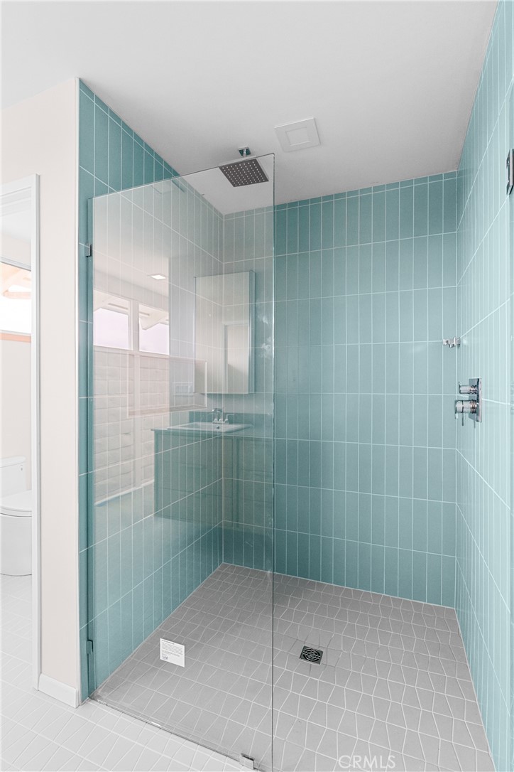 2 Cambridge Drive Lompoc, CA 93436 - Photo 14 of 27 a bathroom with a shower