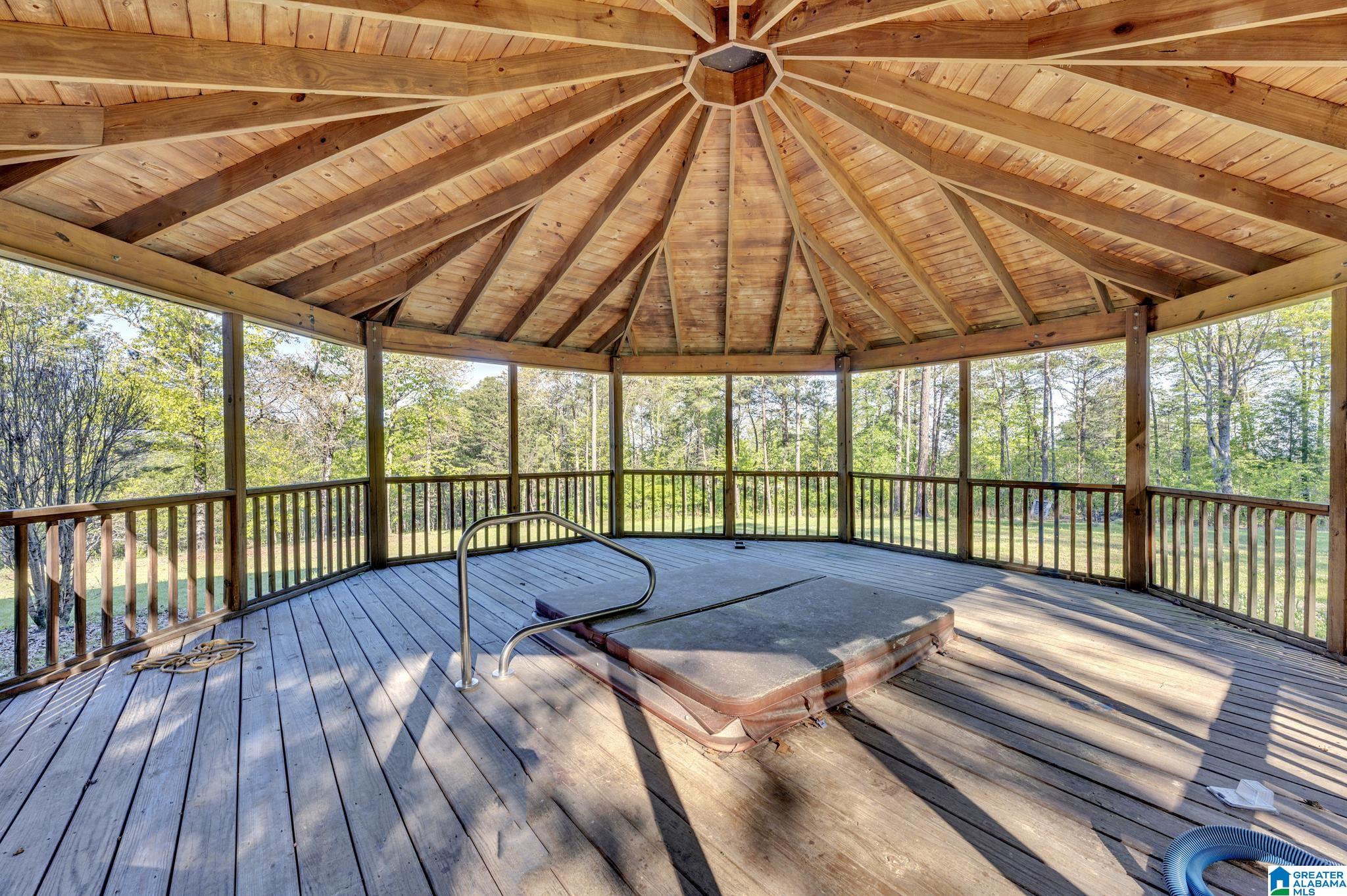 191 Dee Hendrix Road Bessemer, AL 35023 - Photo 4 of 54