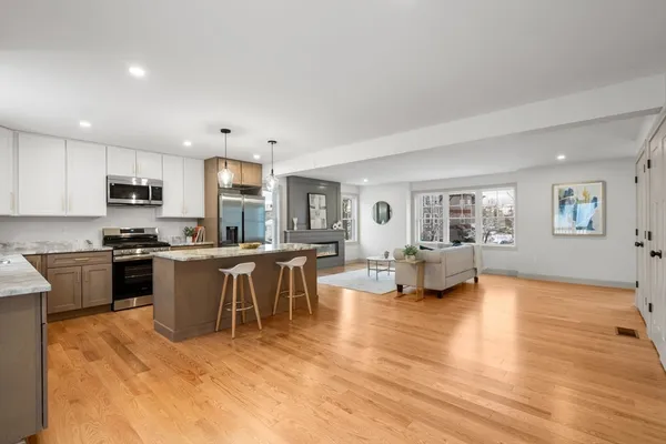 $499,000 | 2 Lodi Street, Unit B, Worcester, MA 01610