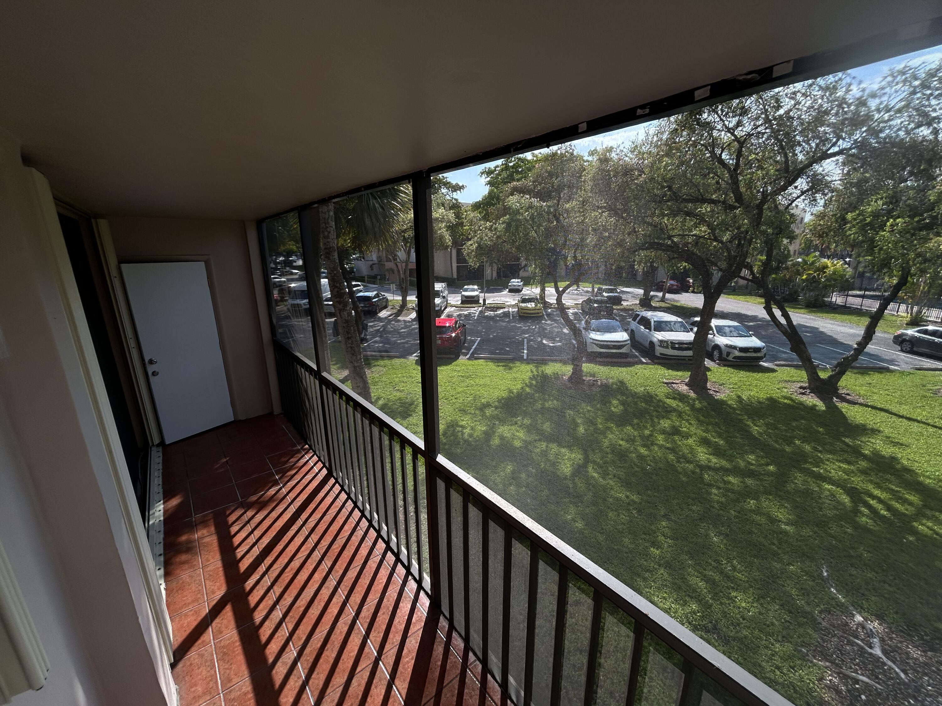 8650 Southwest 133rd Avenue Road, Unit 214 Miami, FL 33183 - Photo 12 of 24 IMG_7631(1)
