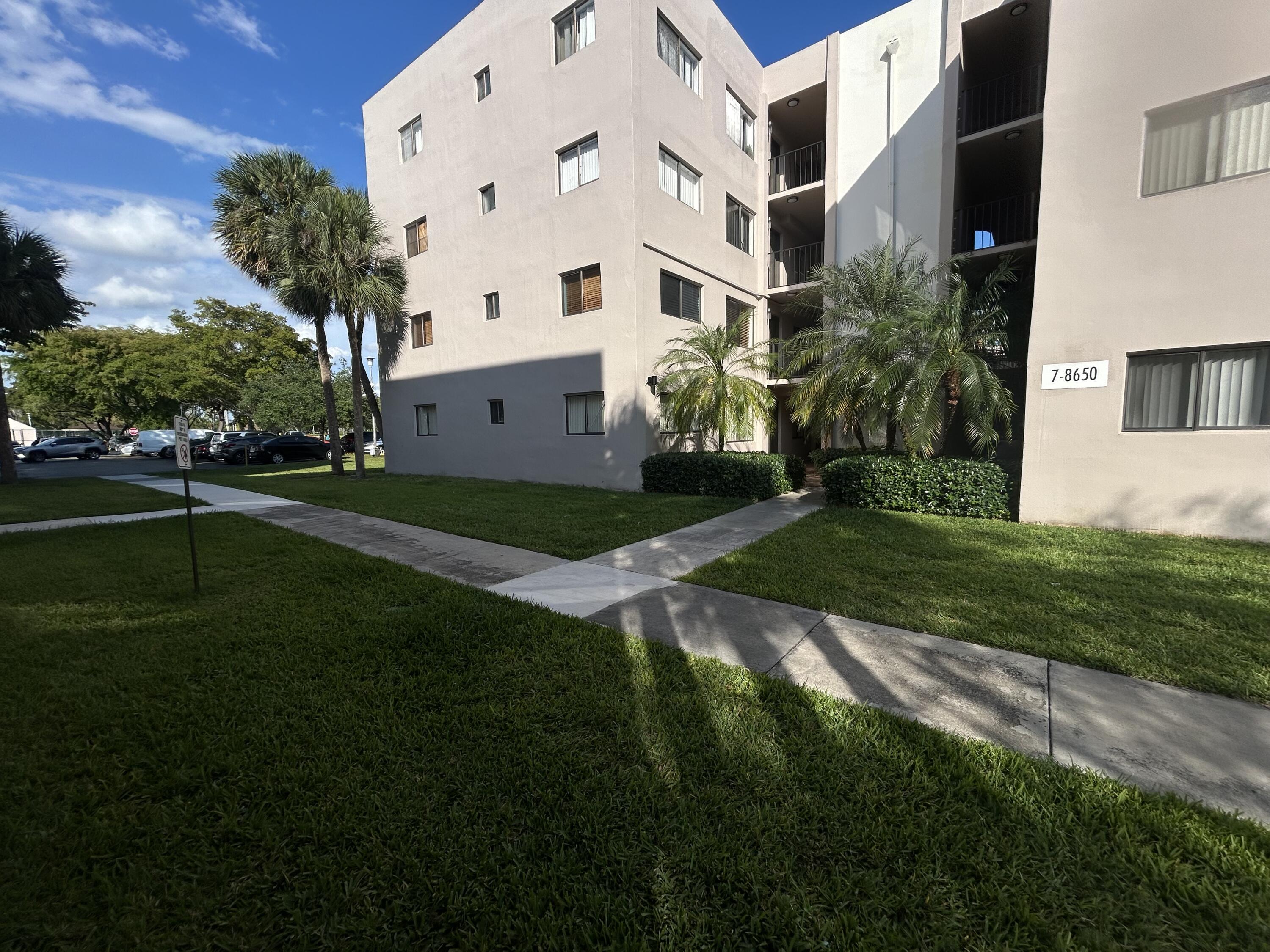 8650 Southwest 133rd Avenue Road, Unit 214 Miami, FL 33183 - Photo 15 of 24 IMG_7649(1)