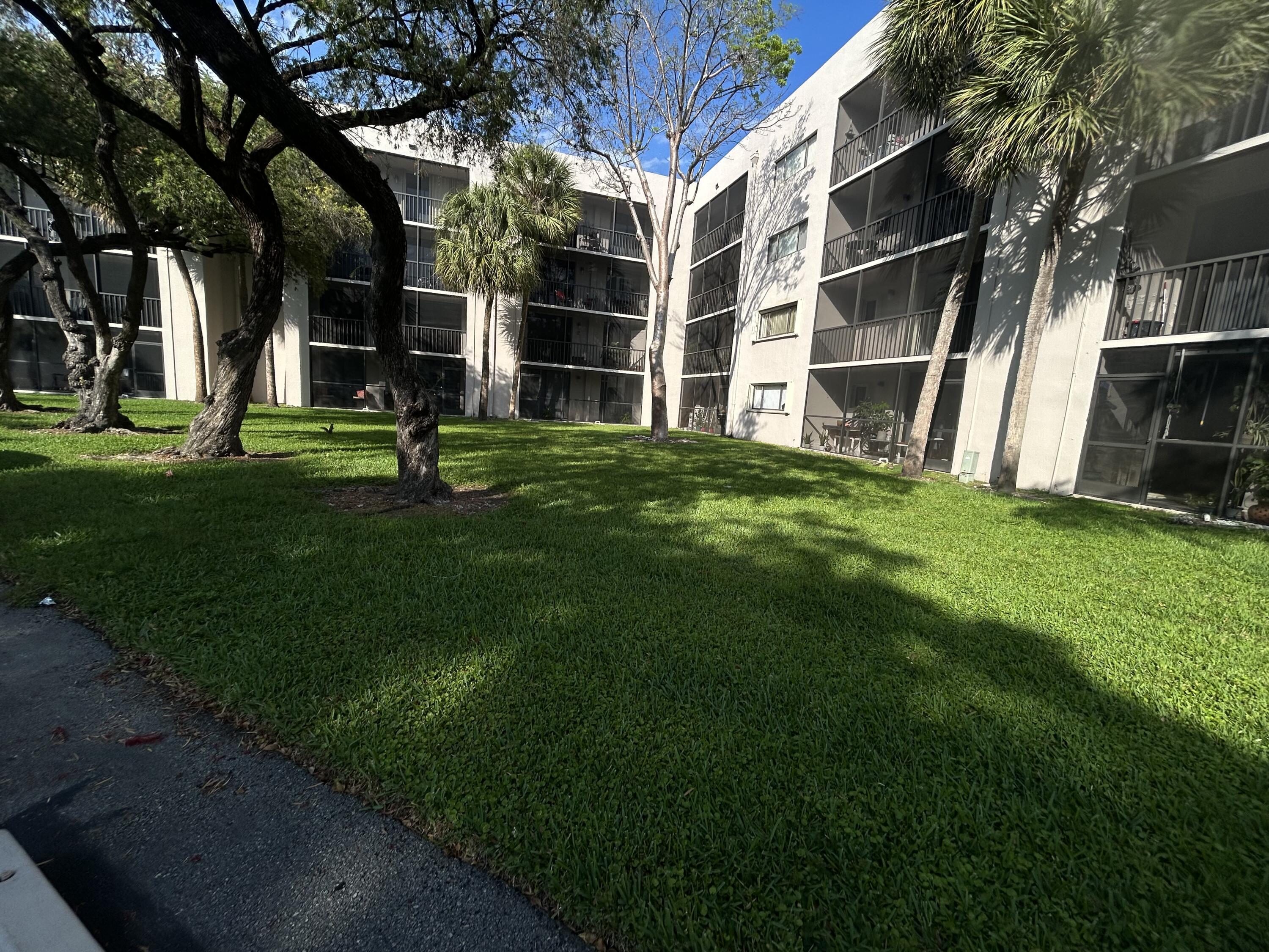 8650 Southwest 133rd Avenue Road, Unit 214 Miami, FL 33183 - Photo 22 of 24 IMG_7651