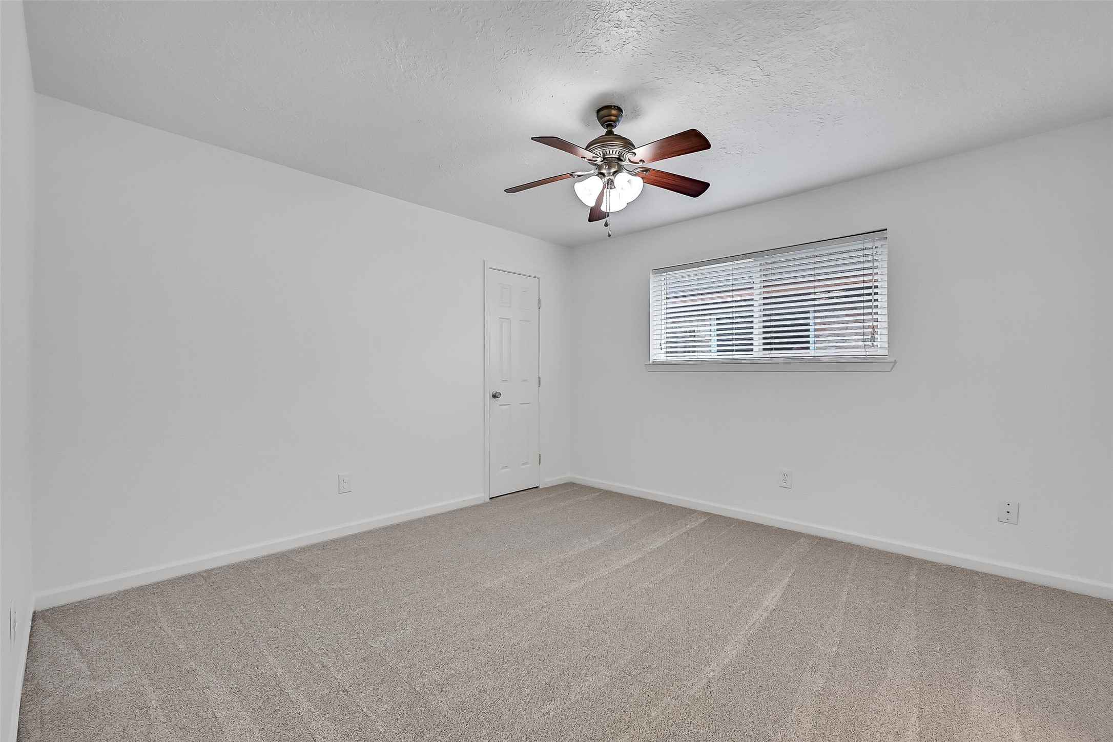 2414 Heather Ridge Court Webster, TX 77598 - Photo 17 of 25