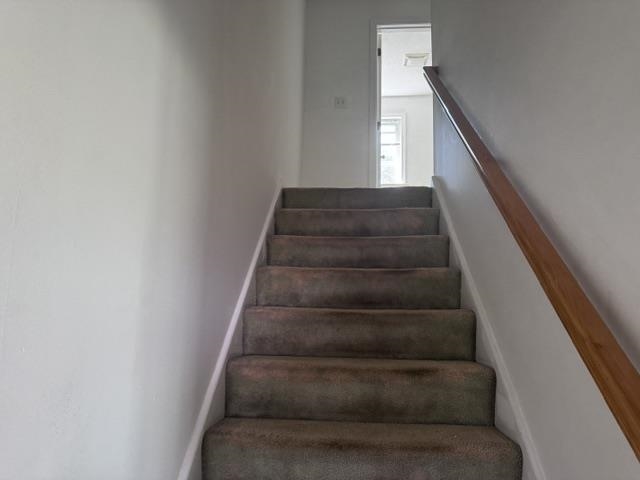 15 R Norman Drive Derry, NH 03038 - Photo 7 of 18