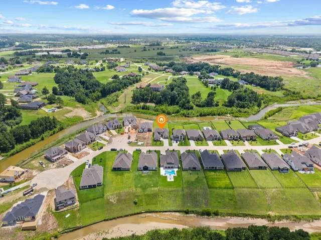 $694,000 | 262 Peninsula Point Drive, Montgomery, TX 77356