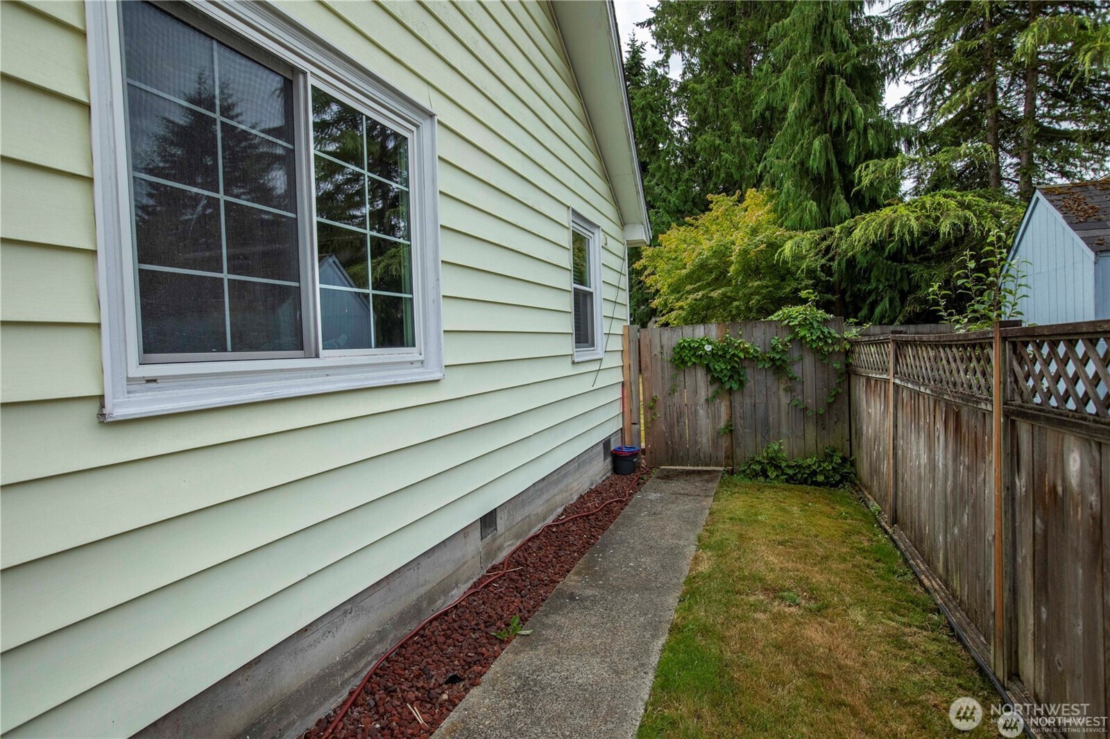 310 South Cabot Road Everett, WA 98203 - Photo 18 of 18