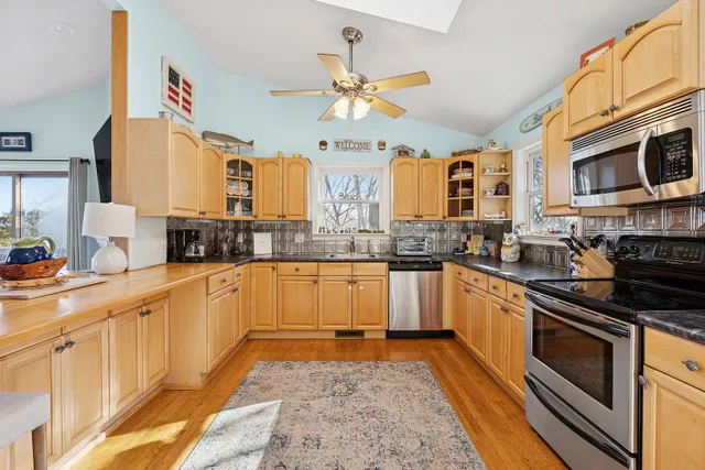 $40,000 | 5 South South Dorset Drive, Montauk, NY 11954