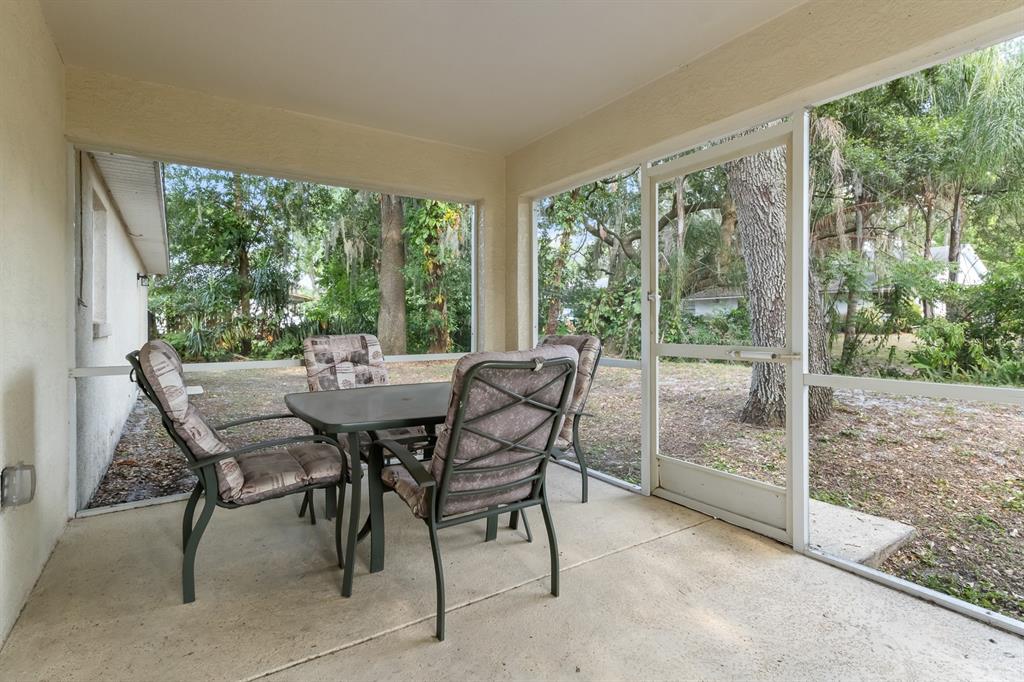 920 Hicks Road Lakeland, FL 33813 - Photo 23 of 30 Screened in Porch