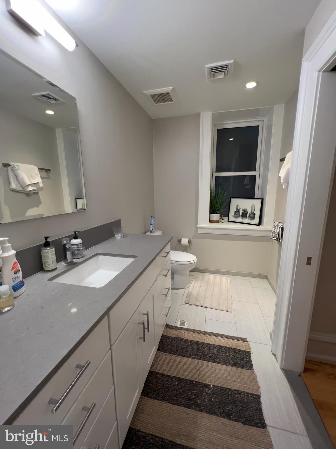 2126 Locust Street, Unit 1R Philadelphia, PA 19103 - Photo 42 of 65