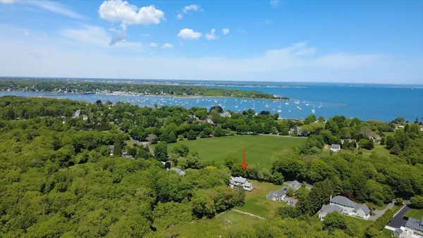$799,900 | 788 Smith Neck Road, Dartmouth, MA 02748