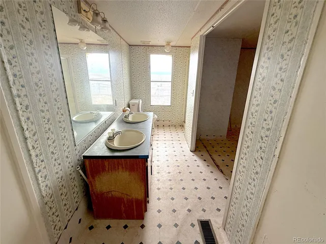 $220,000 | 10850 County Road 45, Center, CO 81125