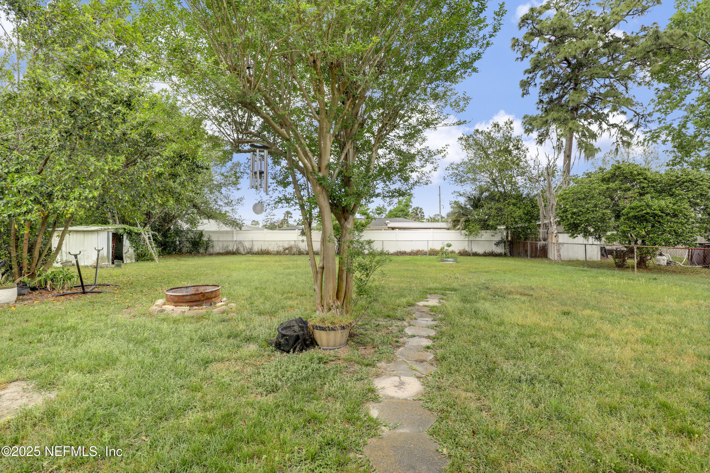 820 Montego Road West Jacksonville, FL 32216 - Photo 29 of 33 28 Backyard