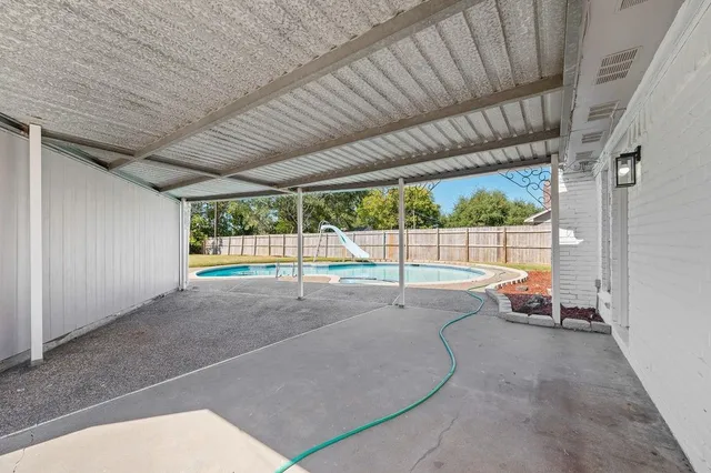 $309,700 | 1819 Gaucho Drive, La Porte, TX 77571