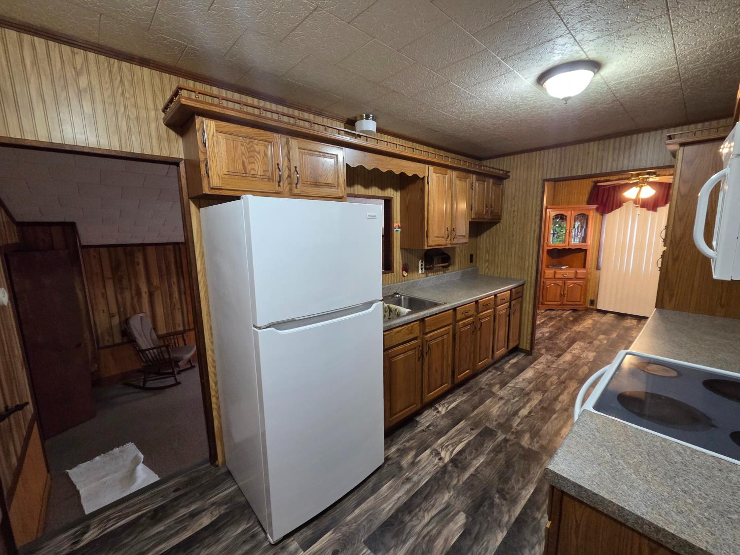 12352 Beatty Ridge Road Vevay, IN 47043 - Photo 7 of 36
