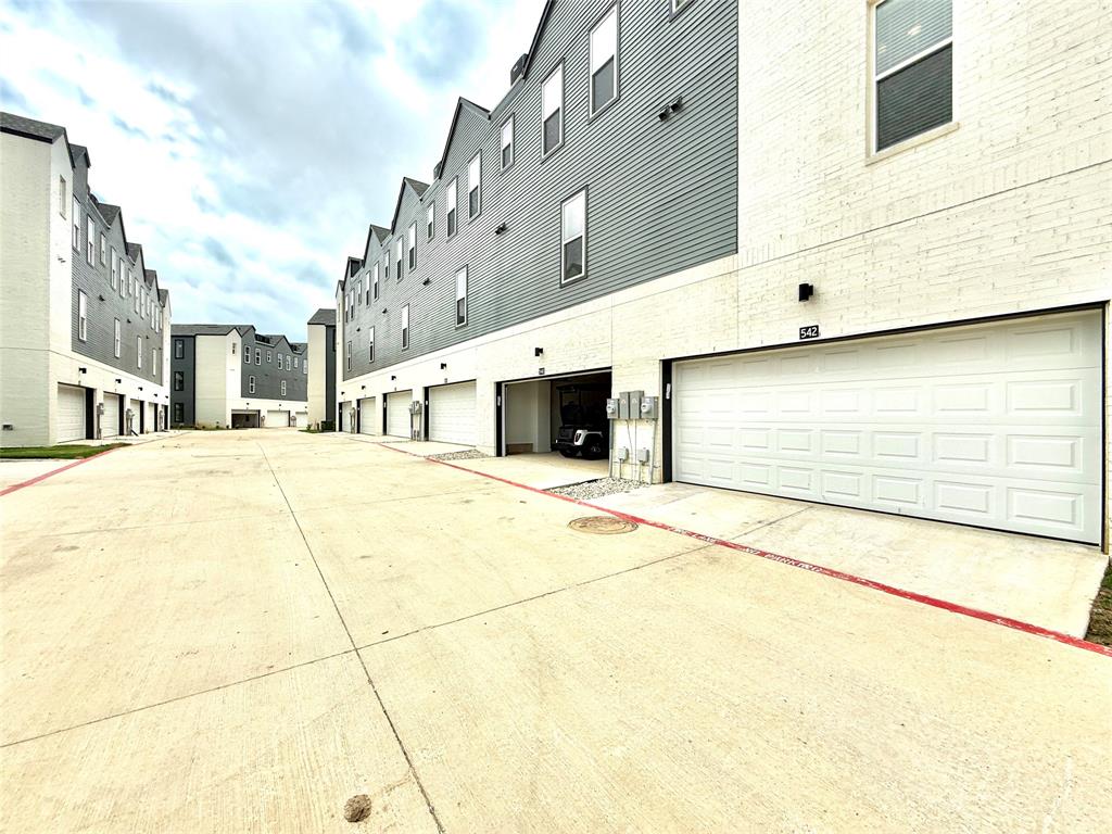 540 Foxglove Road Mansfield, TX 76063 - Photo 7 of 39
