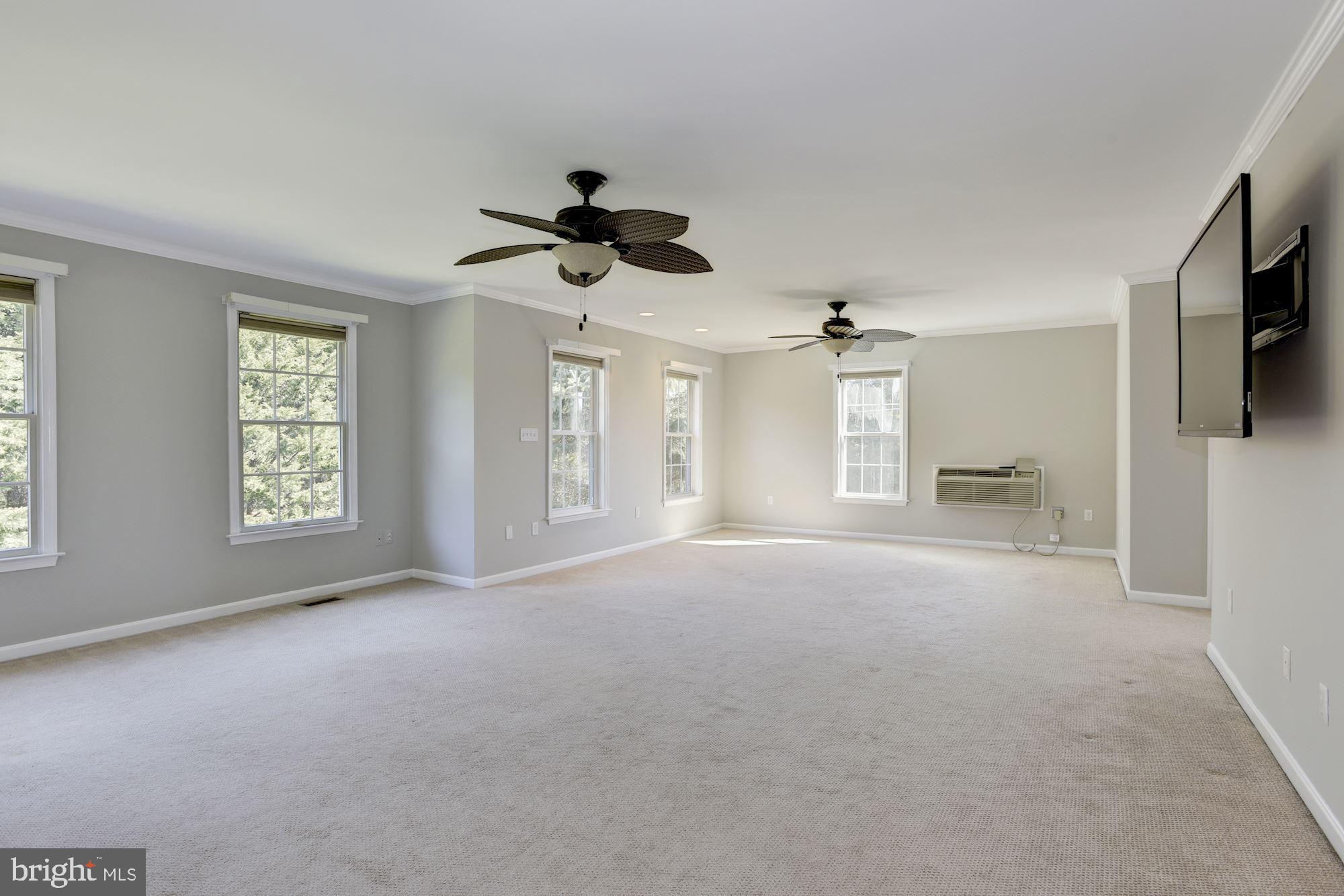 11016 Pfeffers Road Kingsville, MD 21087 - Photo 15 of 32 Master Suite