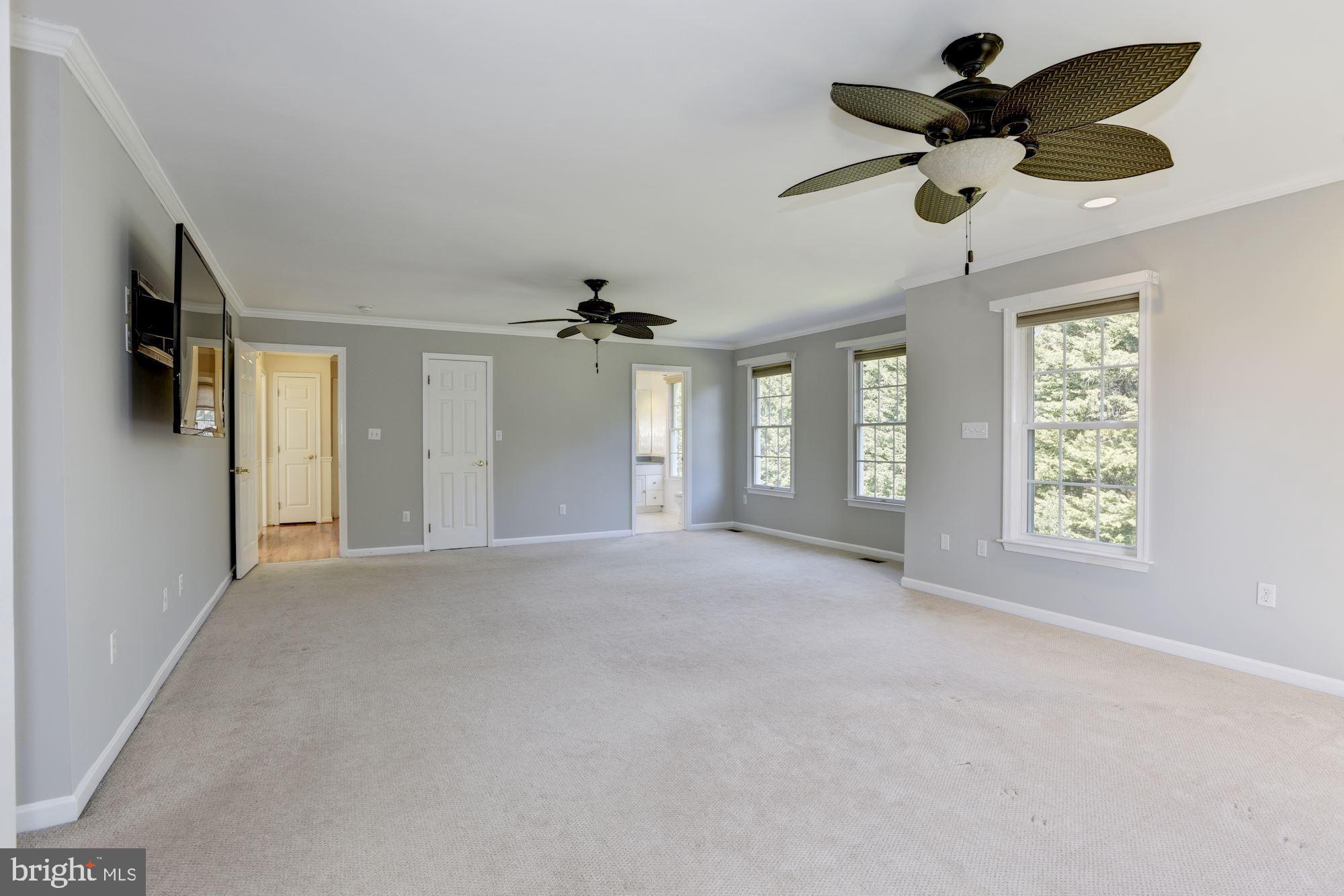 11016 Pfeffers Road Kingsville, MD 21087 - Photo 16 of 32 Master Suite