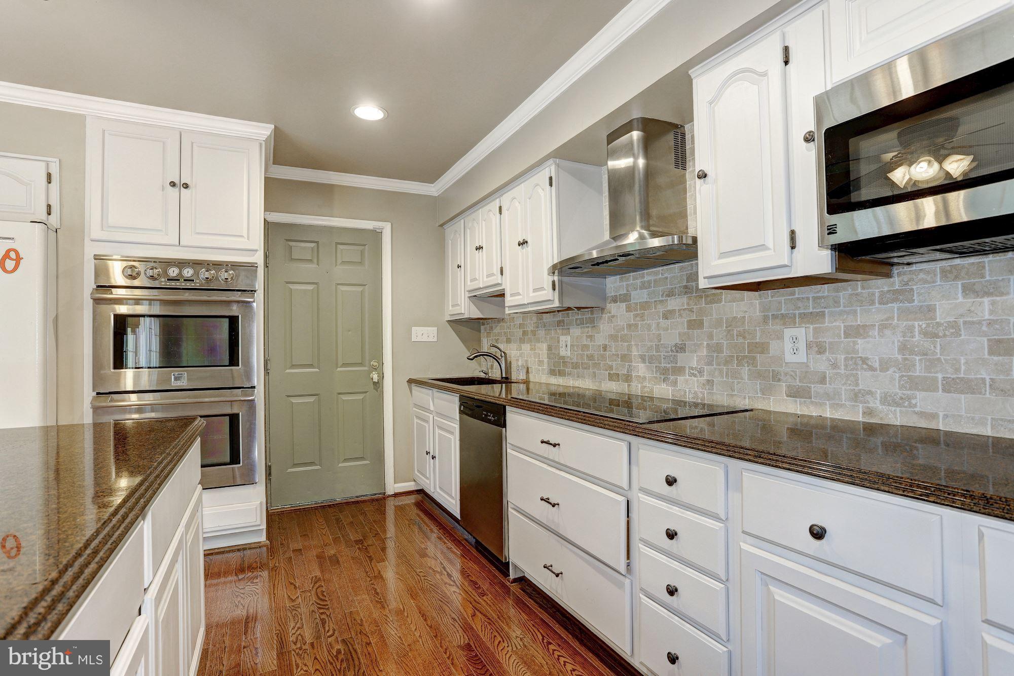 11016 Pfeffers Road Kingsville, MD 21087 - Photo 7 of 32 Kitchen