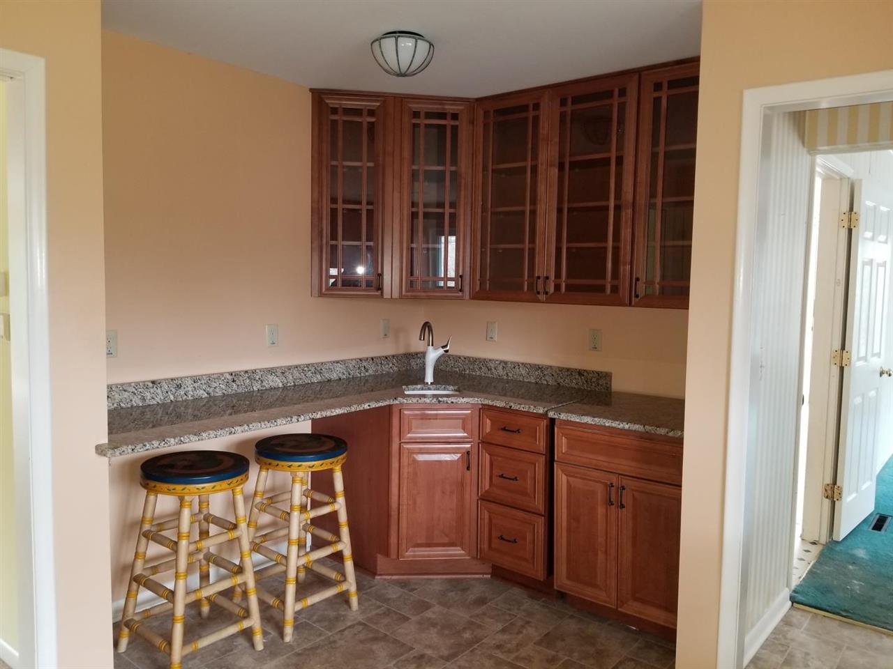 887 Helston Road Bloomfield Hills, MI 48304 - Photo 6 of 23 50068824-5.JPG