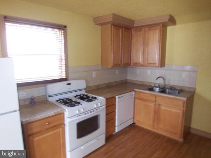 110 Allgate Road Owings Mills, MD 21117 - Photo 4 of 11 Kitchen #2