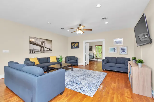 $9,500 | 1730 Lakeshore Drive, Kingwood, TX 77339