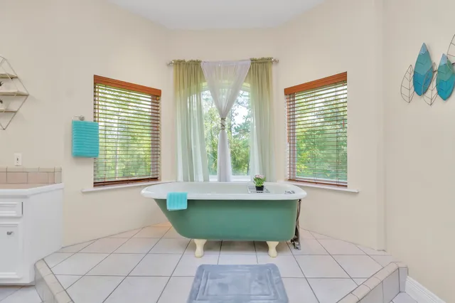 $9,500 | 1730 Lakeshore Drive, Kingwood, TX 77339