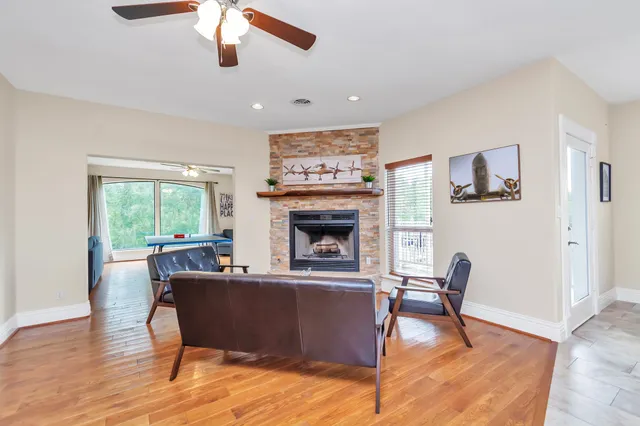 $9,500 | 1730 Lakeshore Drive, Kingwood, TX 77339