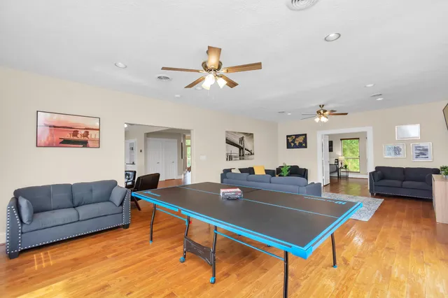 $9,500 | 1730 Lakeshore Drive, Kingwood, TX 77339