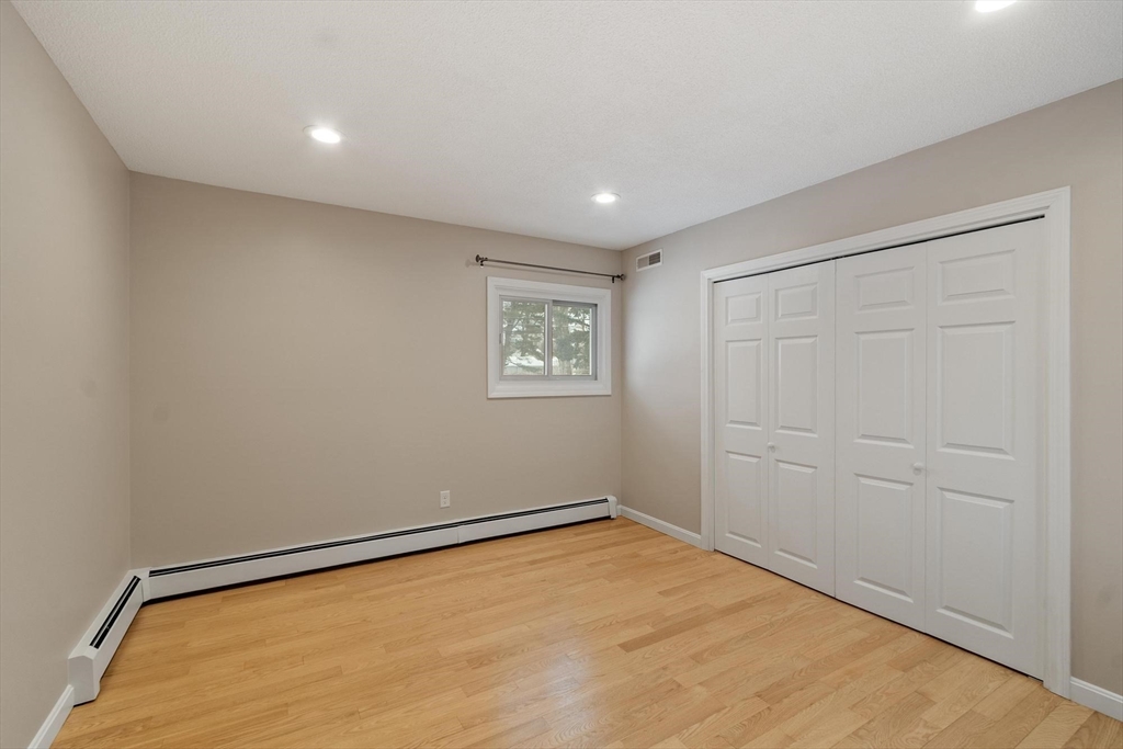 101 Elmcrest Road, Unit 101 North Andover, MA 01845 - Photo 19 of 35