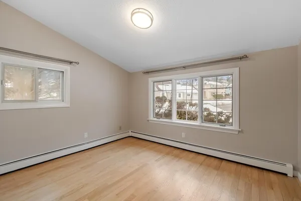 $3,500 | 101 Elmcrest Road, Unit 101, North Andover, MA 01845