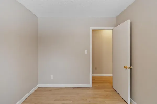 $3,500 | 101 Elmcrest Road, Unit 101, North Andover, MA 01845