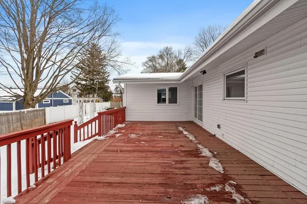 $3,500 | 101 Elmcrest Road, Unit 101, North Andover, MA 01845