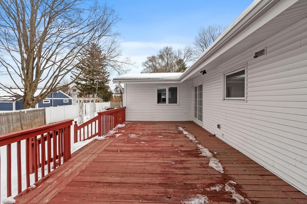 101 Elmcrest Road, Unit 101 North Andover, MA 01845 - Photo 32 of 35