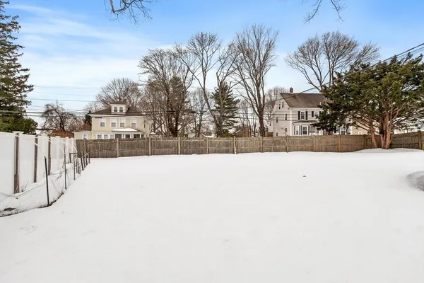 $3,500 | 101 Elmcrest Road, Unit 101, North Andover, MA 01845