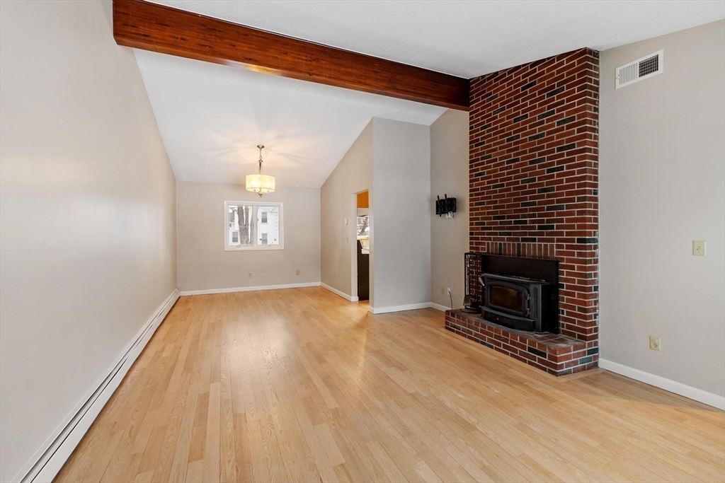 101 Elmcrest Road, Unit 101 North Andover, MA 01845 - Photo 4 of 35