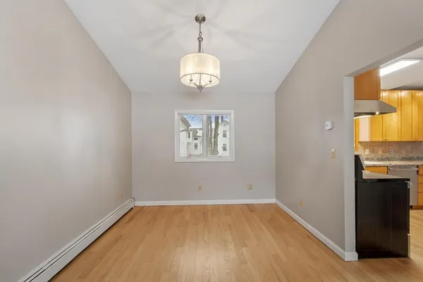 $3,500 | 101 Elmcrest Road, Unit 101, North Andover, MA 01845