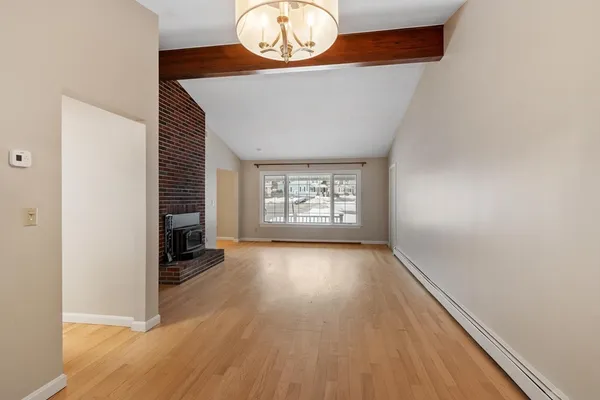$3,500 | 101 Elmcrest Road, Unit 101, North Andover, MA 01845