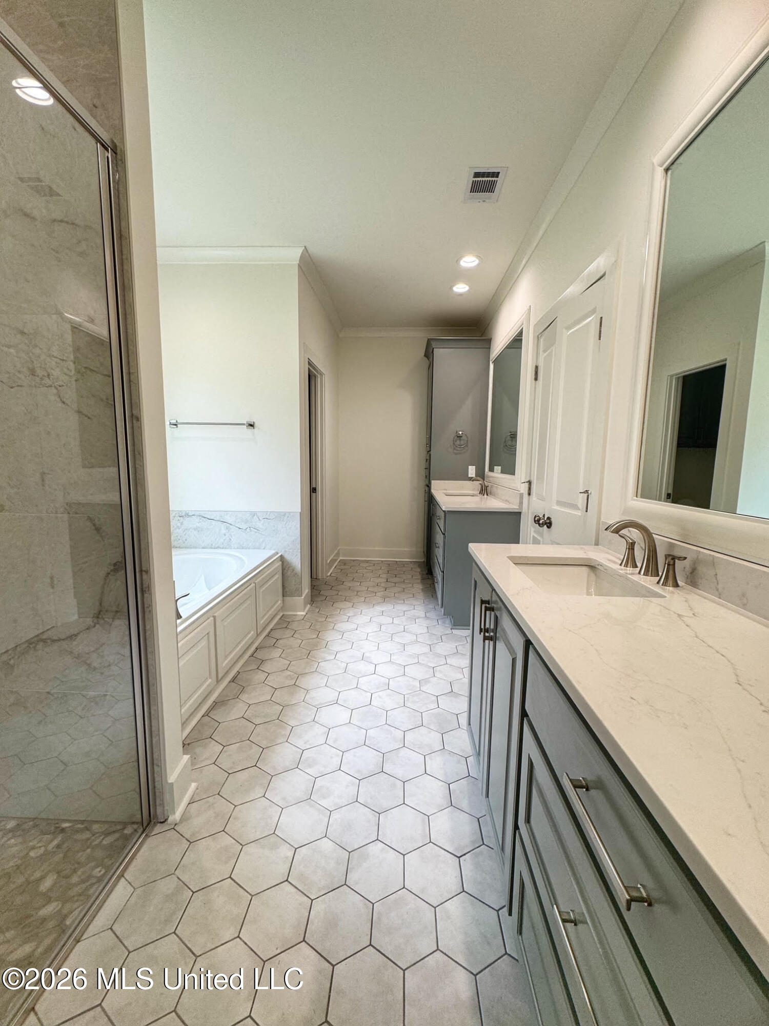 114 Grayson Way Madison, MS 39110 - Photo 7 of 15 Master Bath 2