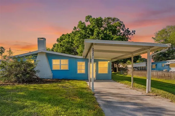 $284,900 | 2521 Highland Acres Drive, Clearwater, FL 33761