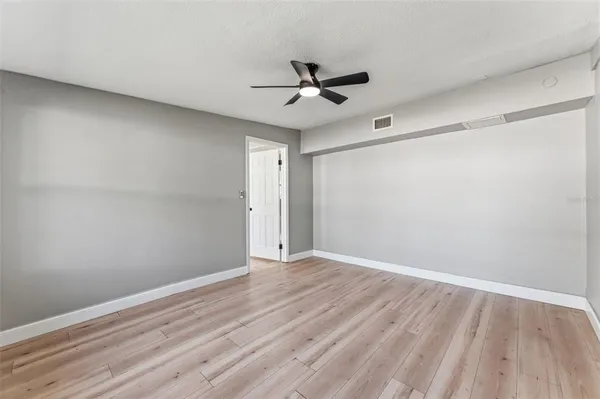 $284,900 | 2521 Highland Acres Drive, Clearwater, FL 33761